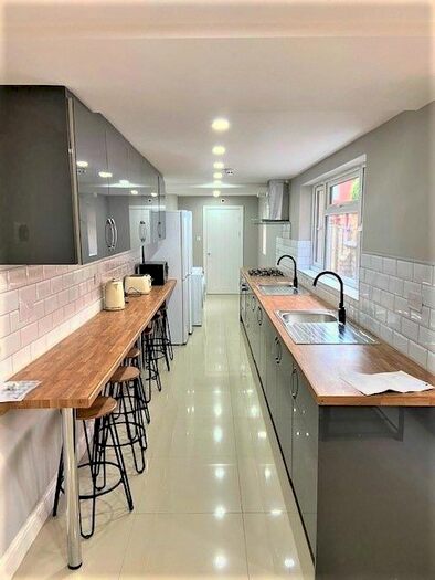 6 Bedroom Terraced House To Rent In King Edward Road, Coventry, CV1