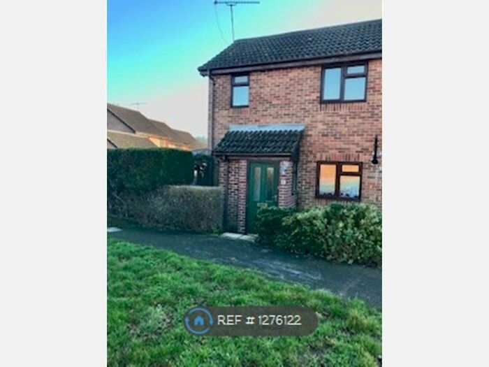 1 Bedroom Semi-Detached House To Rent In Harkness Drive, Waterlooville PO7