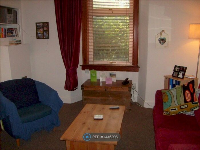 1 Bedroom Flat To Rent In Salmond Place, Edinburgh, EH7