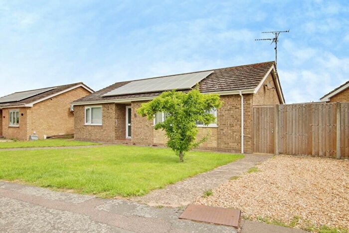 2 Bedroom Detached Bungalow For Sale In Blue Lane, Wimblington, PE15