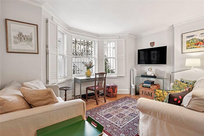 2 Bedroom Flat For Sale In Stanwick Road, London, W14