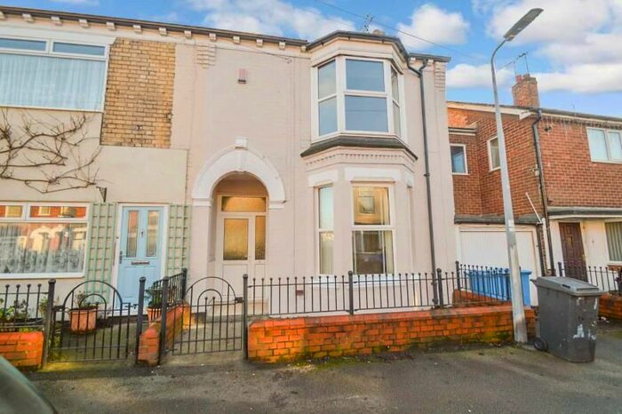 3 Bedroom Terraced House To Rent In Queensgate Street, Hull HU3