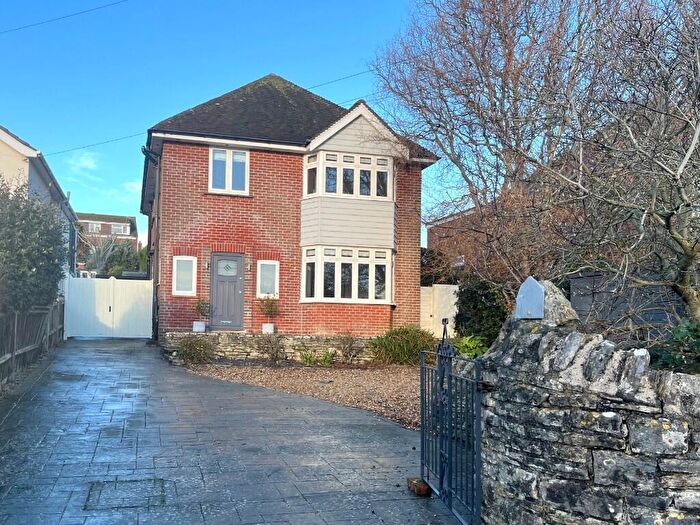 4 Bedroom Detached House For Sale In Ulwell Road, Swanage, Dorset, BH19