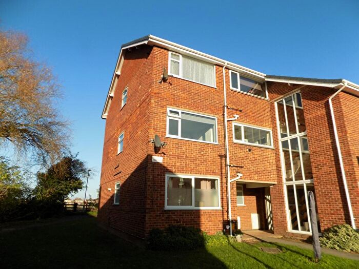 2 Bedroom Flat To Rent In Oak Lodge, Oak Avenue, Bingham, NG13