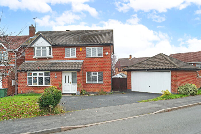 4 Bedroom Detached House For Sale In Somerset Drive, Glenfield, Leicester, Leicestershire, LE3