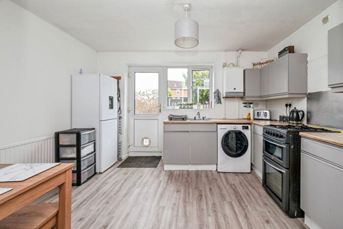 2 Bedroom End Of Terrace House For Sale In Dover Court, Caister-On-Sea, Great Yarmouth, NR30
