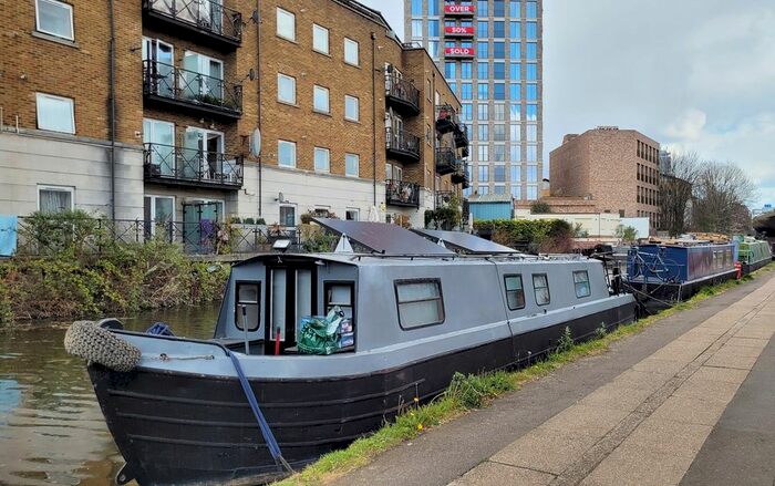 1 Bedroom Houseboat To Rent In Notting Hill, London, W9