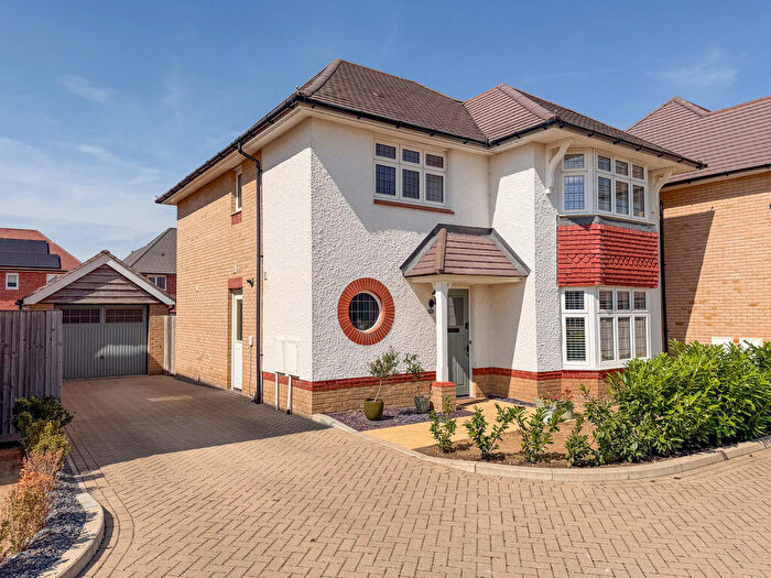 3 Bedroom Detached House For Sale In Porter Way, Witham, CM8