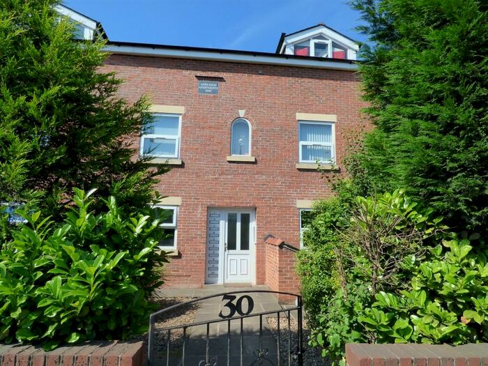 1 Bedroom Ground Flat To Rent In Flat Ashleigh Apartments, London Road, Stockport, SK7