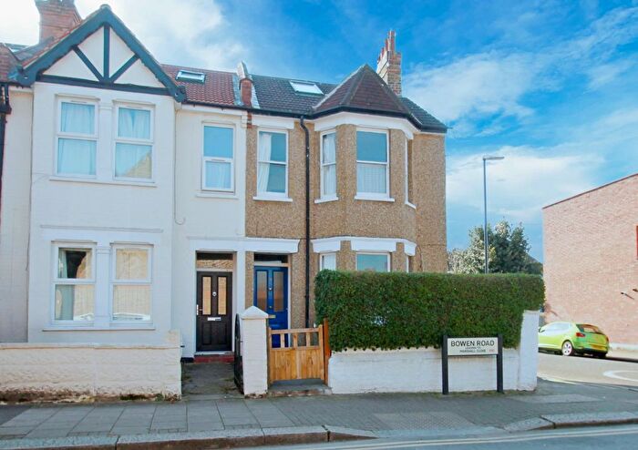 4 Bedroom Terraced House For Sale In Bowen Road, Harrow, HA1