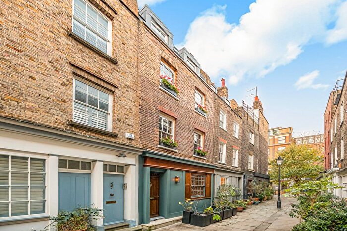 3 Bedroom Property To Rent In Colville Place, Fitzrovia, W1T