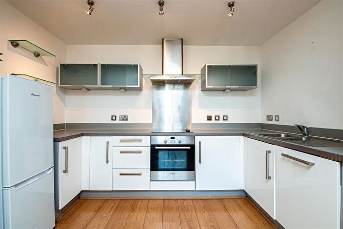 2 Bedroom Apartment To Rent In Opal House, Merrivale Mews, Milton Keynes, MK9