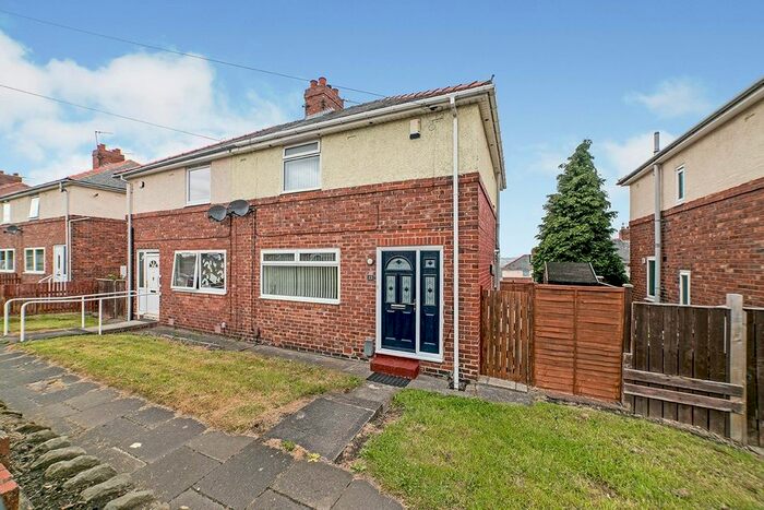 3 Bedroom Semi-Detached House To Rent In North View, Whickham, Newcastle Upon Tyne, NE16