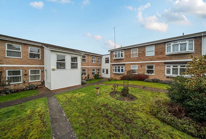 1 Bedroom Flat For Sale In Hatherley Road, Cheltenham, Gloucestershire, GL51