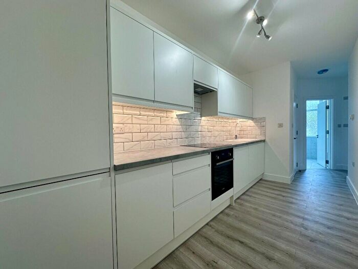 1 Bedroom Flat To Rent In Southchurch Road, Southend-on-sea, SS1