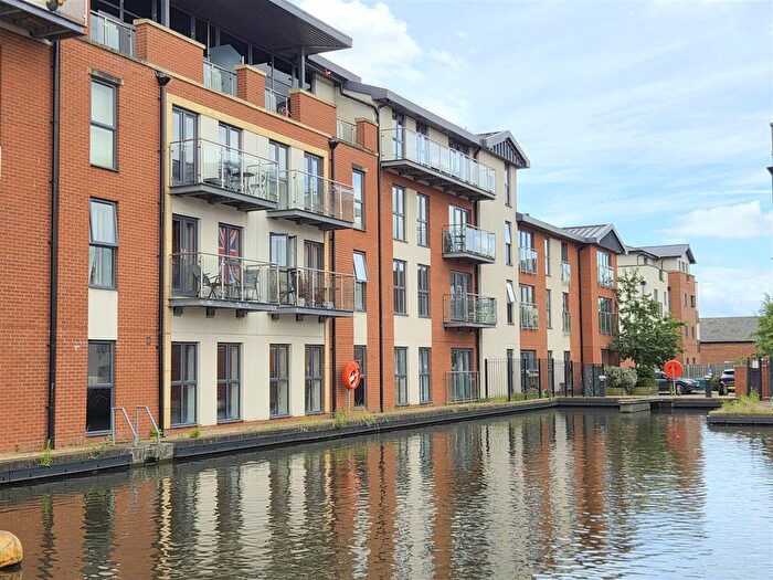 2 Bedroom Flat For Sale In Severn View, Stourport-On-Severn, DY13