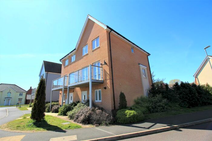 3 Bedroom Town House To Rent In Rose Drive, Norwich, NR4