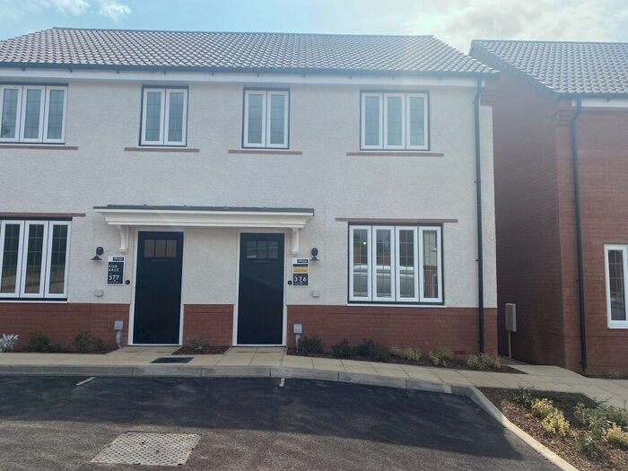 3 Bedroom Semi-Detached House To Rent In Farley Grove, West Clyst, Exeter, EX1