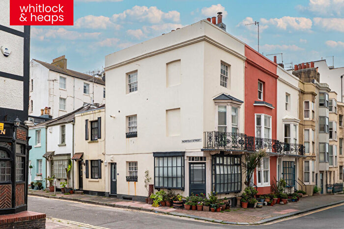 3 Bedroom End Of Terrace House For Sale In Western Street, Brighton, BN1