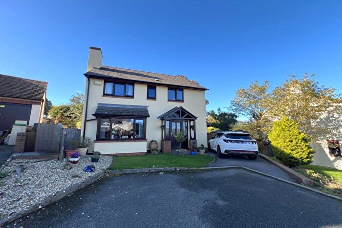 4 Bedroom Detached House For Sale In Chapel Grove, Llanvihangel Crucorney, Abergavenny, NP7