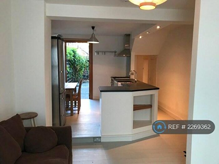 1 Bedroom Flat To Rent In Hiley Road, London, NW10