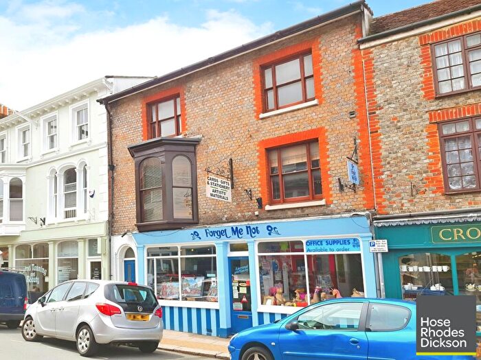 2 Bedroom Flat To Rent In St. James Street, Newport, PO30
