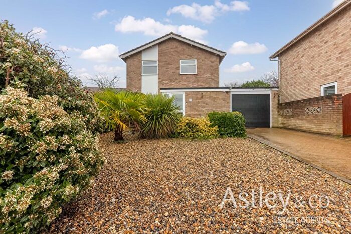 3 Bedroom Detached House For Sale In Firtree Road, Thorpe, Norwich, NR7