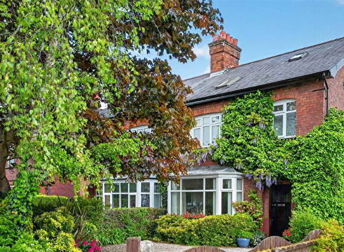 4 Bedroom Semi-Detached House For Sale In Sydenham Avenue, Belfast, BT4