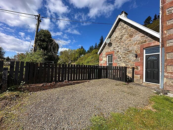 2 Bedroom Cottage For Sale In Rhubaan Road, Tighnabruaich, Argyll And Bute, PA21