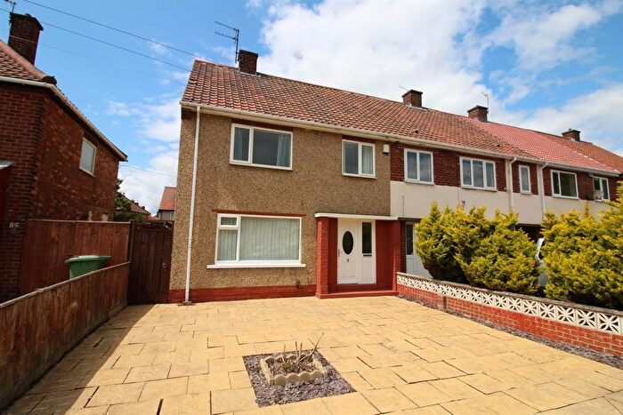 3 Bedroom End Of Terrace House To Rent In Marsh House Avenue, Billingham, TS23