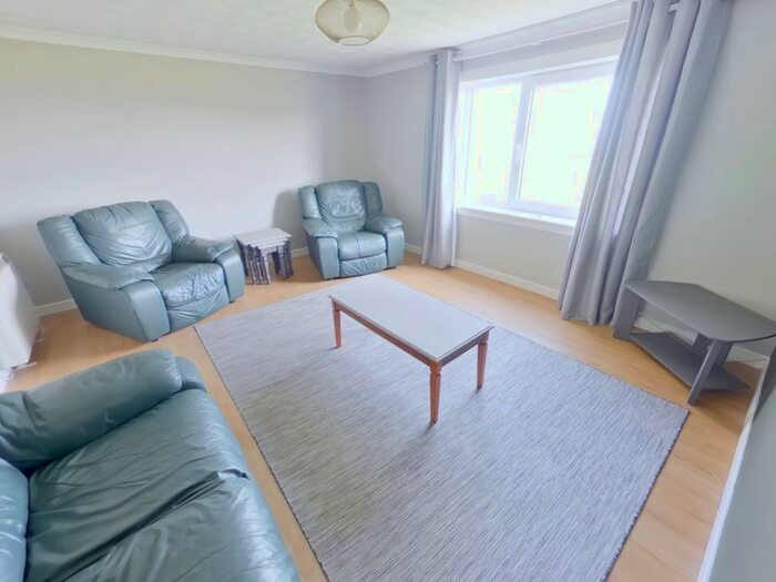 3 Bedroom Flat To Rent In Sweyn Road, Thurso, KW14