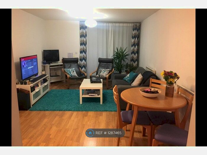 1 Bedroom Flat To Rent In Berberis House, Feltham TW13