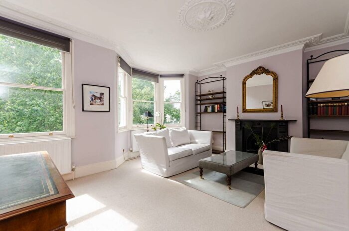 3 Bedroom Maisonette To Rent In Crondace Road, Parsons Green, London, SW6