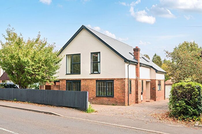 4 Bedroom Detached House For Sale In Lower Guildford Road, Woking, GU21