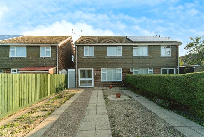 3 Bedroom Semi-Detached House For Sale In Aylesbury Avenue, Eastbourne, East Sussex, BN23