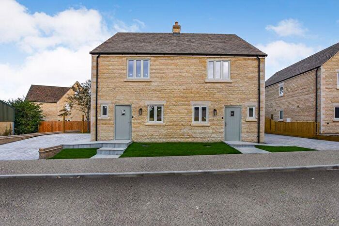 2 Bedroom Semi-Detached House For Sale In Riverside Close, Ryhall, PE9