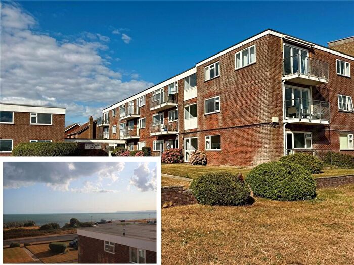 2 Bedroom Apartment For Sale In Marine Drive, Barton On Sea, Hampshire, BH25