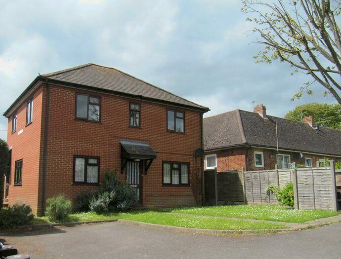 2 Bedroom Flat To Rent In Marlow, SL7