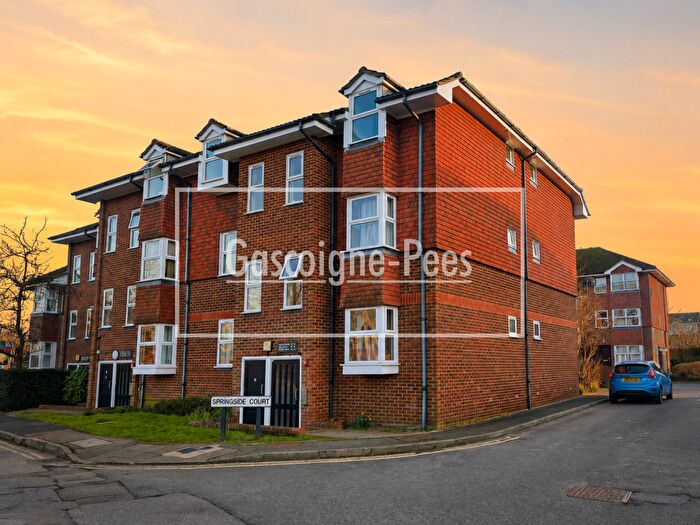 1 Bedroom Flat To Rent In Springside Court, Guildford, GU1