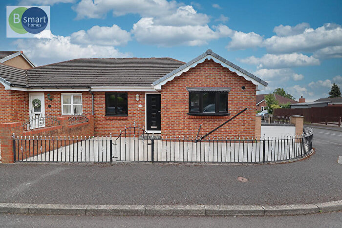 2 Bedroom Semi-Detached Bungalow For Sale In Lowfield Meadows, Bolton-upon-dearne, S63