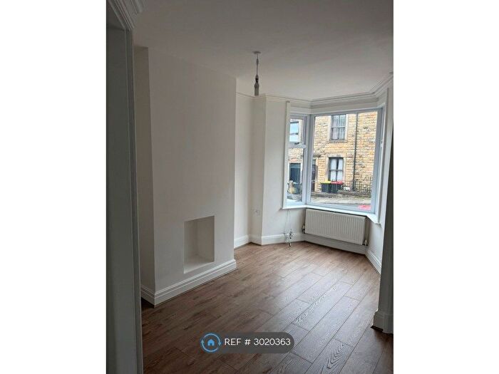 3 Bedroom Terraced House To Rent In Primrose St, Lancaster, LA1