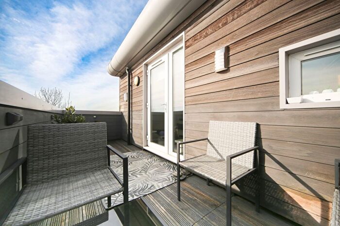 2 Bedroom Flat To Rent In Heritage Way, Wharfside Heritage Way, WN3