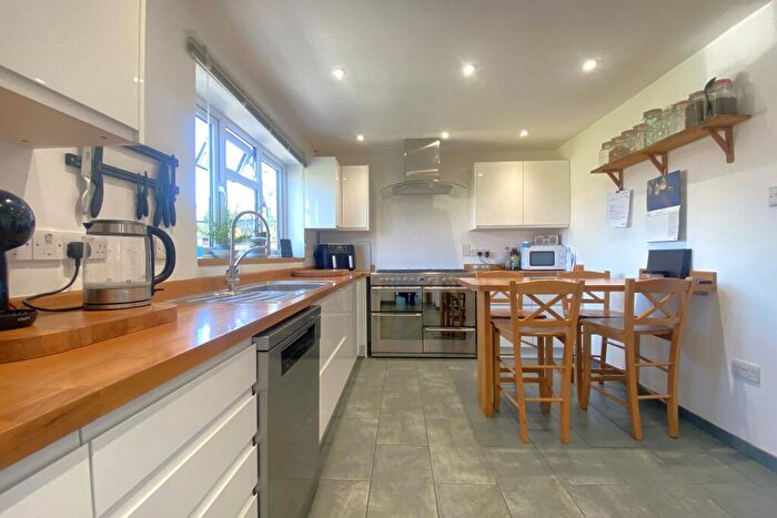 4 Bedroom Detached House For Sale In Lower Church Road, Titchfield Common, PO14