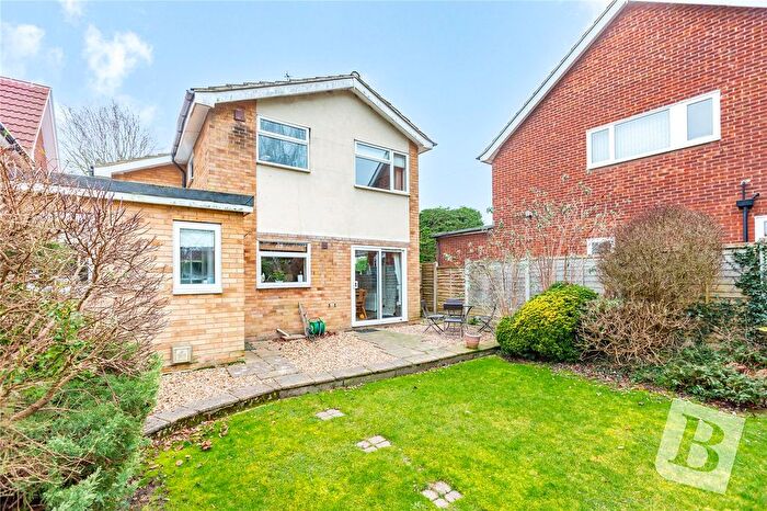 4 Bedroom Detached House For Sale In Plovers Mead, Wyatts Green, Brentwood, Essex, CM15