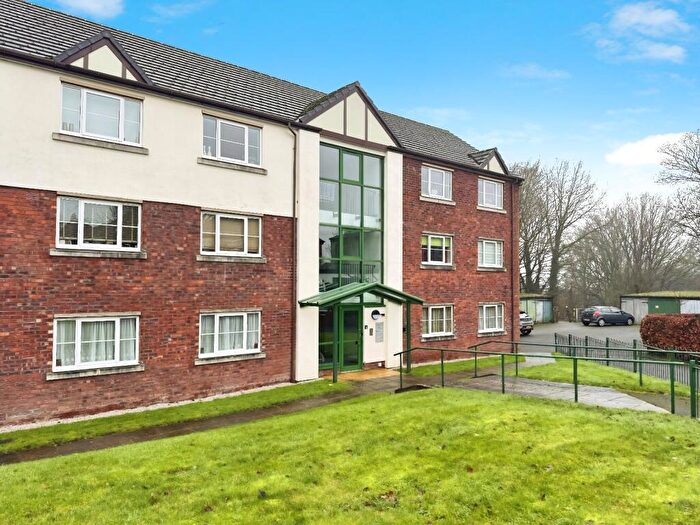 2 Bedroom Apartment For Sale In Lightley Close, Sandbach, Cheshire, CW11