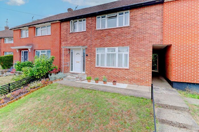 3 Bedroom Terraced House For Sale In Hawthorne Road, High Wycombe, Buckinghamshire, HP13