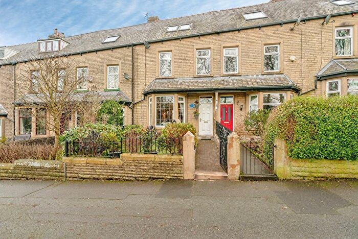 4 Bedroom Terraced House For Sale In Scott Park Road, Burnley, Lancashire, BB11