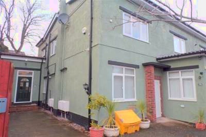 2 Bedroom Flat To Rent In Elkin Court, Wallasey, CH45