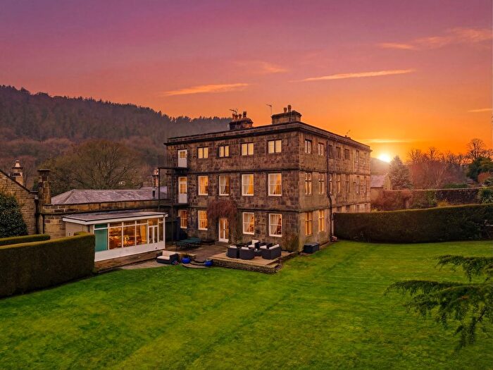 5 Bedroom Town House For Sale In East Wing, Overton, Ashover., S45
