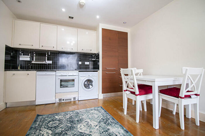2 Bedroom Apartment To Rent In Capella House, Celestia, Cardiff, CF10